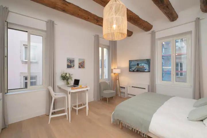 Design Suite Vieux Port Appartement Tout Equipe Climatise Marseille Bagian luar foto
