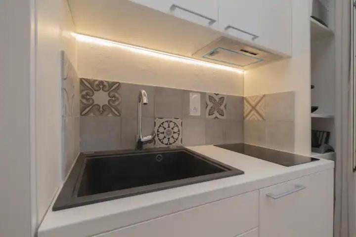 Design Suite Vieux Port Appartement Tout Equipe Climatise Marseille Bagian luar foto